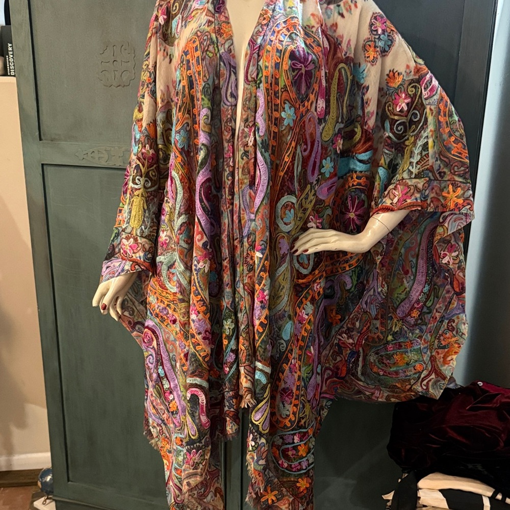 Anu Colorful embroidered Paisley Women's wrap Kimono Amazing